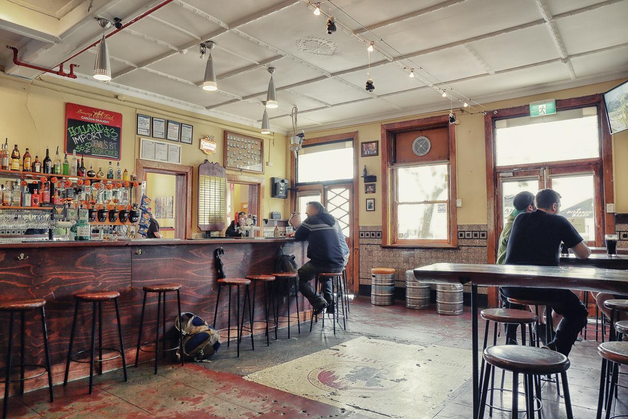 Market Tavern Hostel & Bar Melbourne Exterior photo